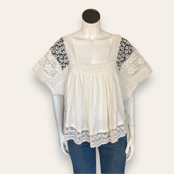 White Cotton and Lace Boho Blouse w/ Black Embroidery, Flowy relaxed fit NWT - Picture 3 of 6
